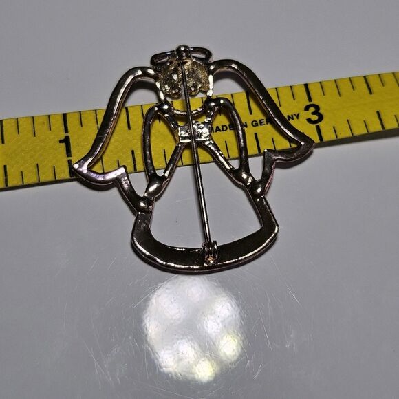 *Sale* Vintage Angel Brooch Pin Gold Tone Rhinestone eyes Outline Signed AAI - Picture 5 of 10